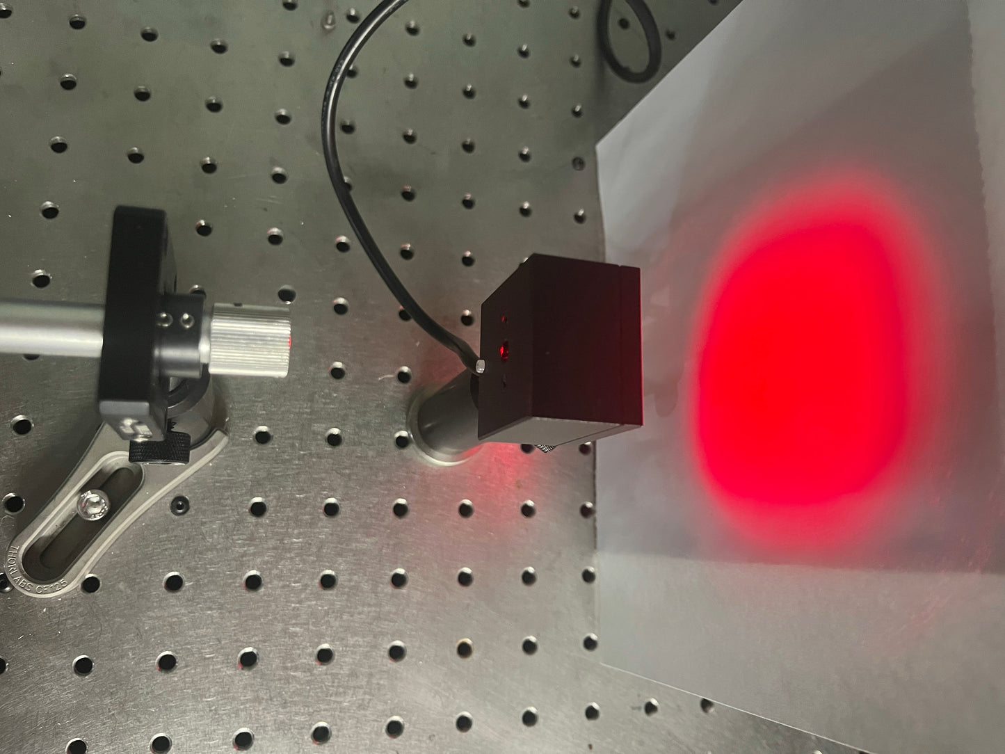 Laser homogenizer light source