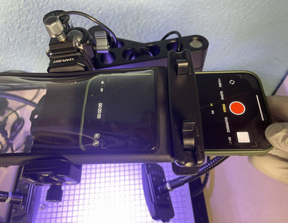 Multicolor Illumination and Disinfectable Smartphone Imager