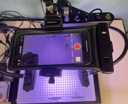 Multicolor Illumination and Disinfectable Smartphone Imager